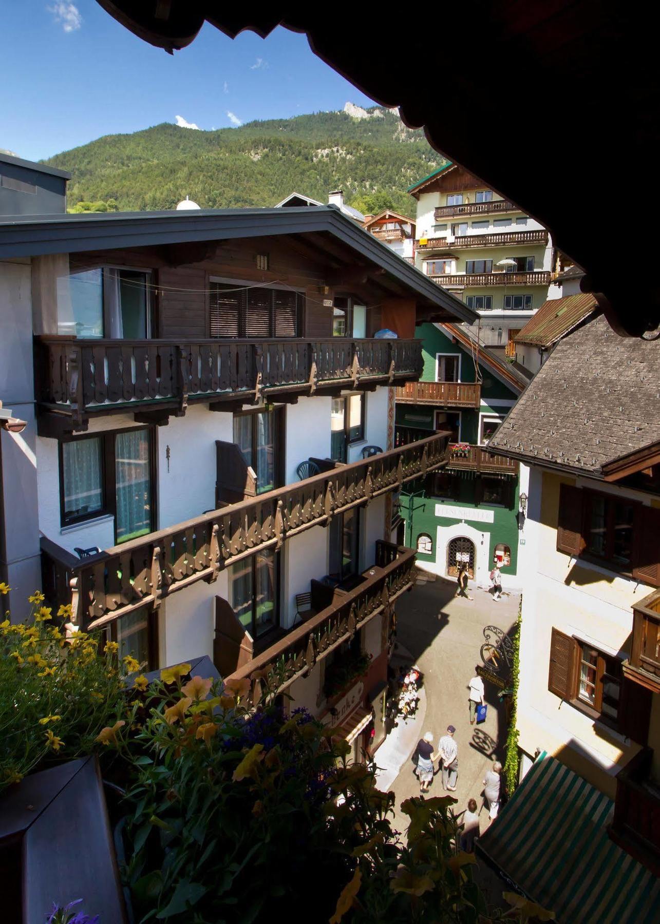 Hotel Weisser Hirsch Saint Wolfgang Exterior foto